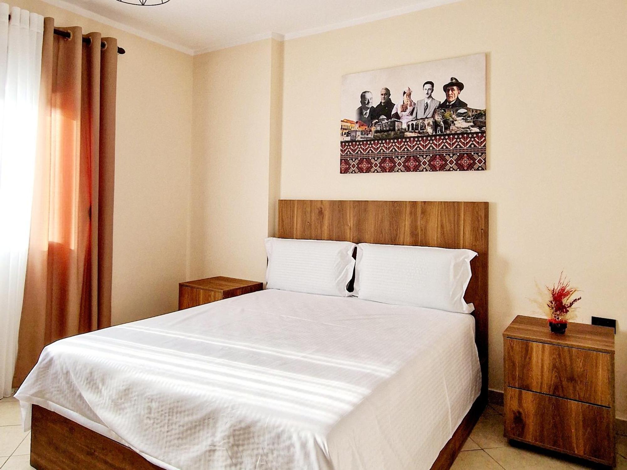Jusra's , City Center Apartment Shkoder
