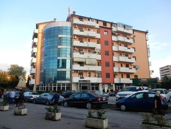Jusra's , City Center Shkoder